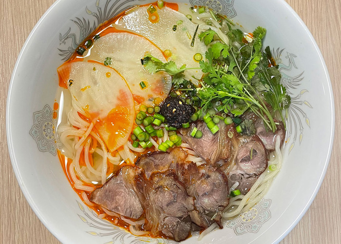 味の美 焼き小籠包_蘭州牛肉麺