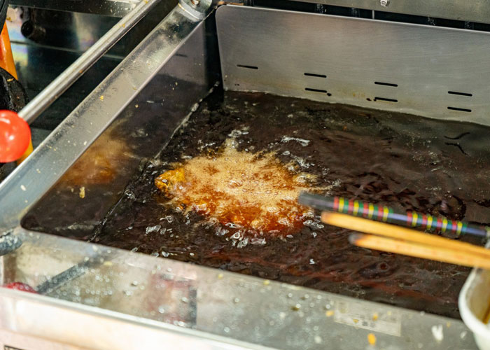 やしろ食堂_調理風景1